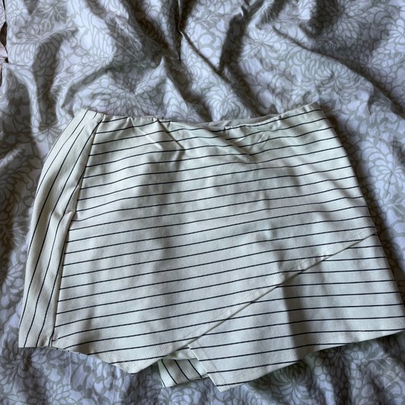 White Striped Skort - Picture 3 of 3
